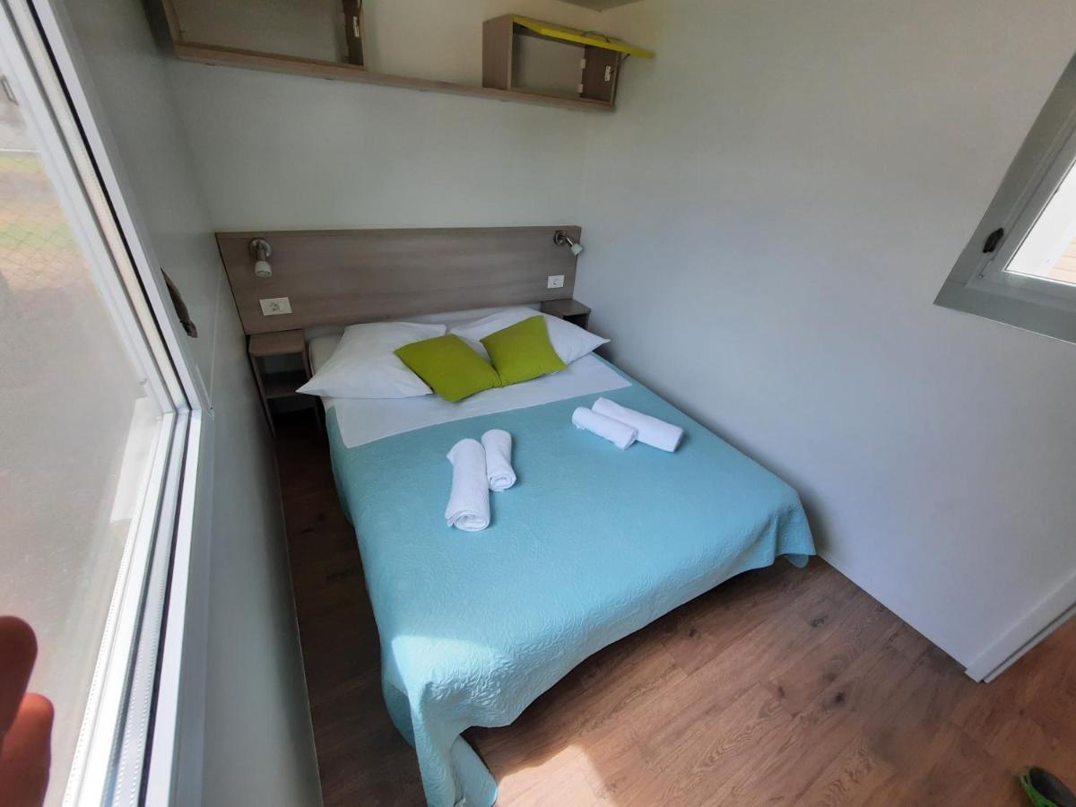 Hotel Kamp Rujno Starigrad Paklenica Esterno foto