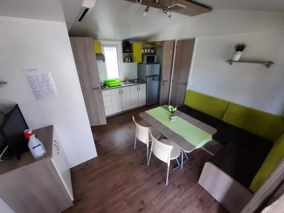 Hotel Kamp Rujno Starigrad Paklenica Esterno foto