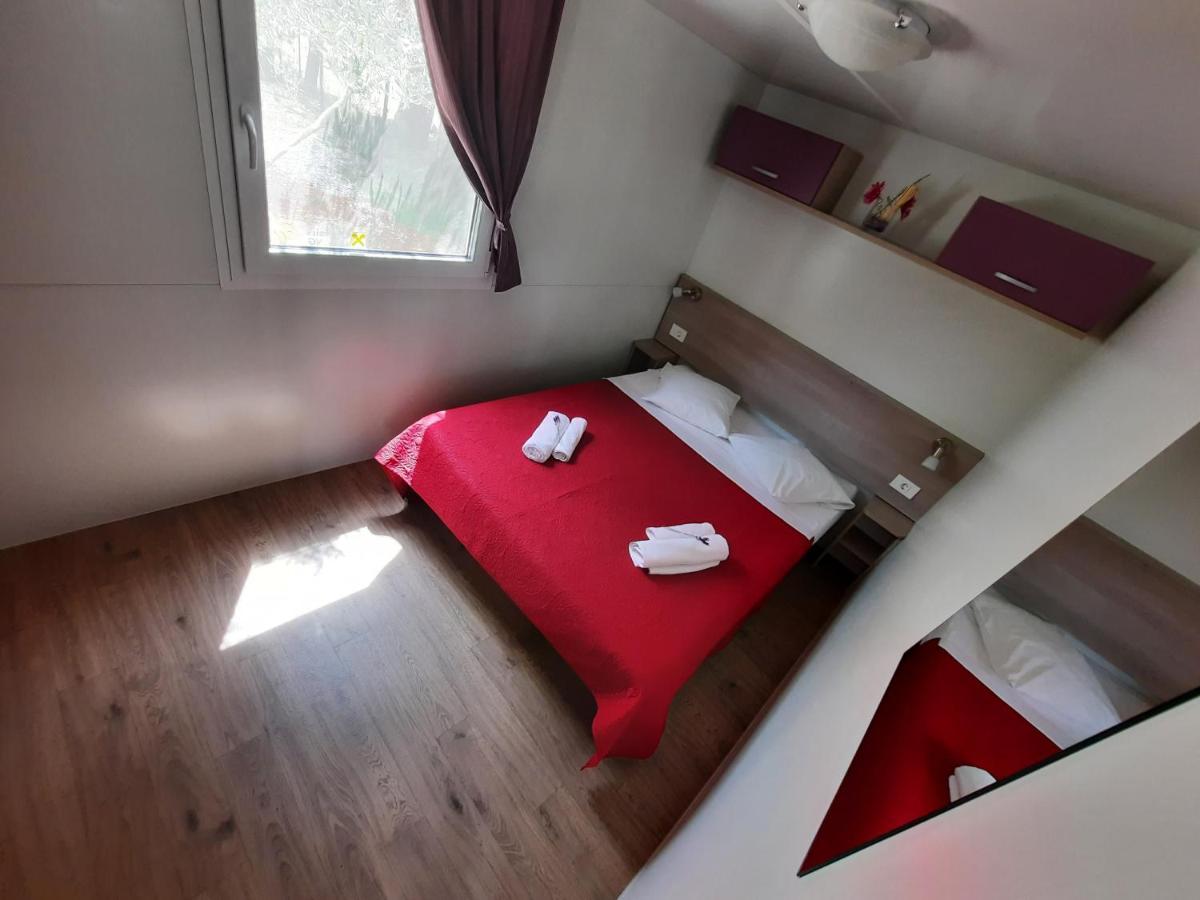 Hotel Kamp Rujno Starigrad Paklenica Esterno foto