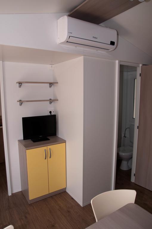 Hotel Kamp Rujno Starigrad Paklenica Esterno foto