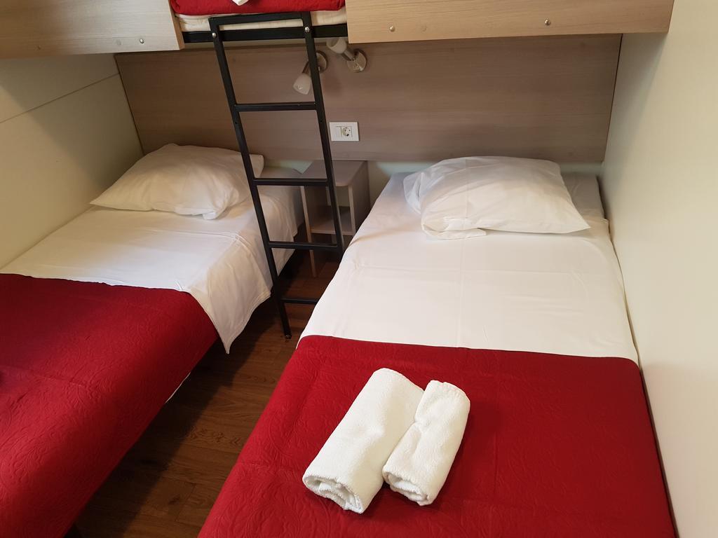 Hotel Kamp Rujno Starigrad Paklenica Esterno foto